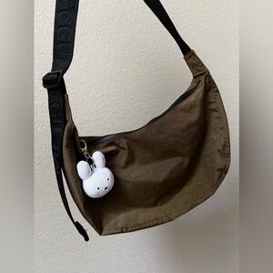 Seaweed Medium Crescent